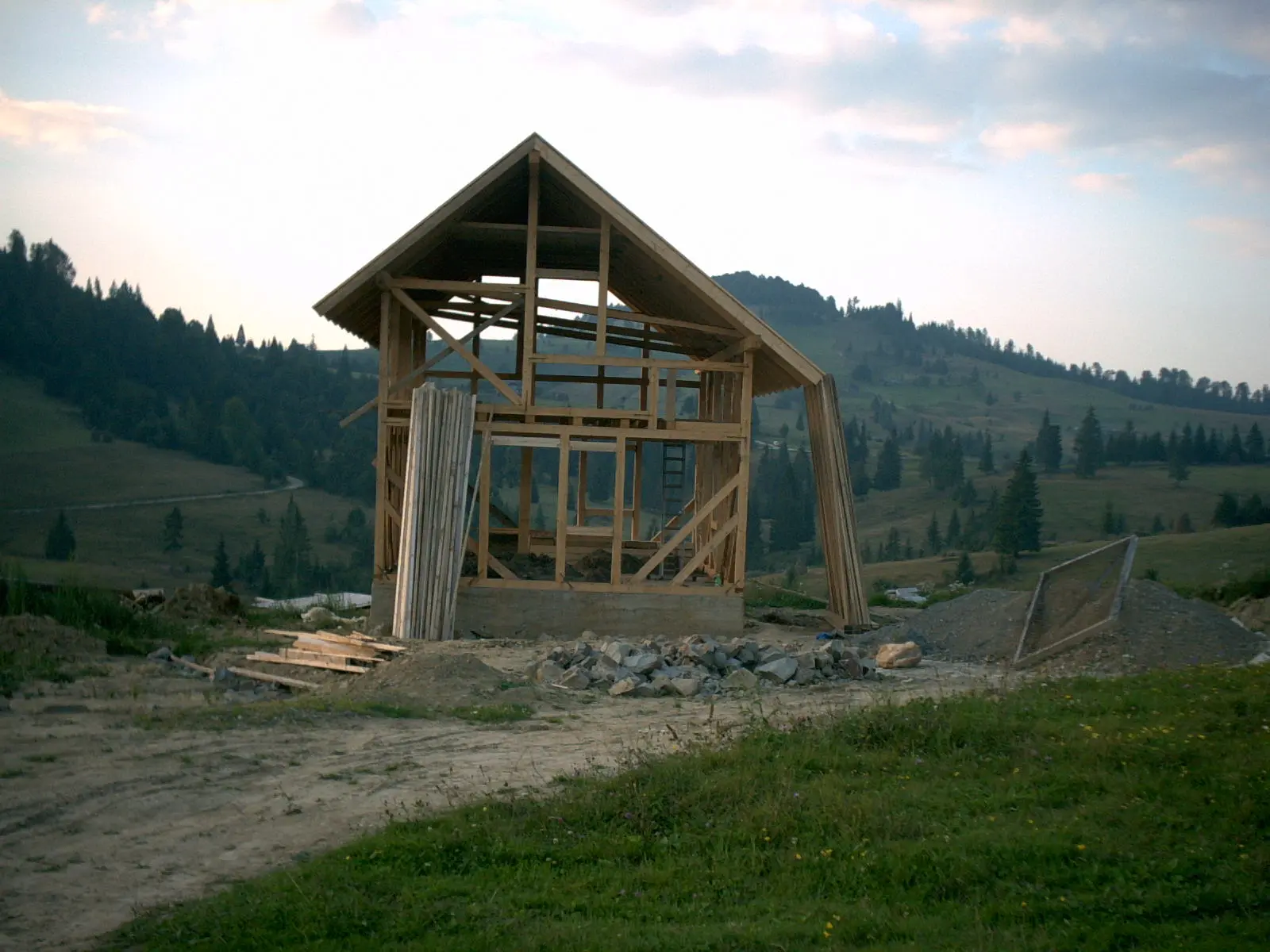 construcția Campusul nostru